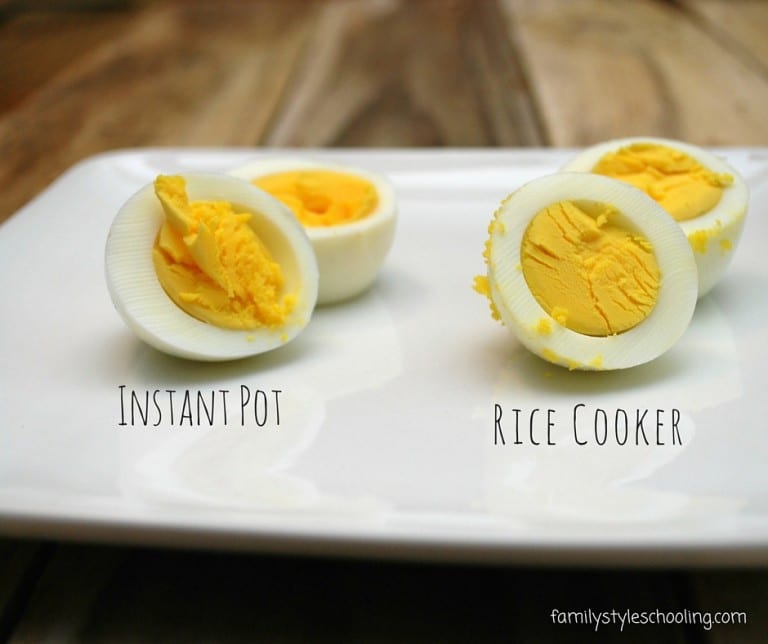 Sweet & Simple Dye Eggs with Rice and Food Coloring Family Style