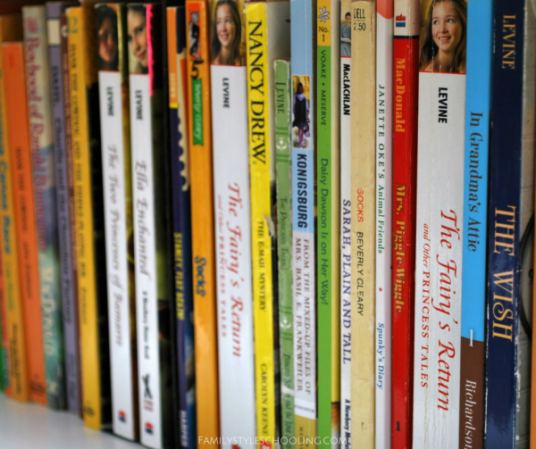 The Basics of Building a Home Library - Family Style Schooling